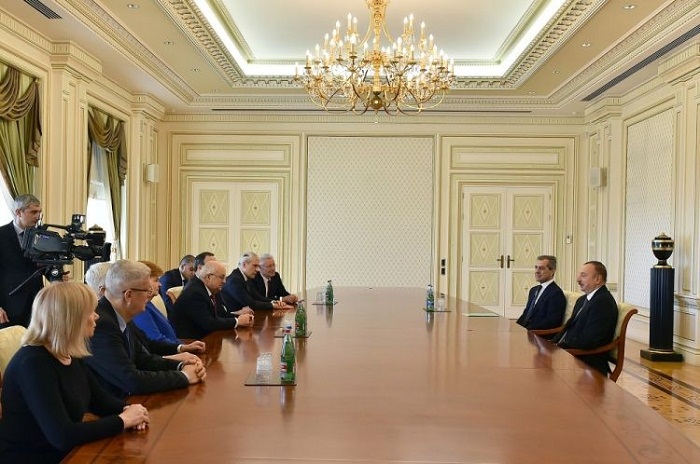 Ilham Aliyev receives representatives of Nizami Ganjavi Int`l Center 